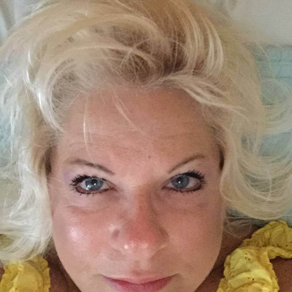 Meet your Posher, Pamela